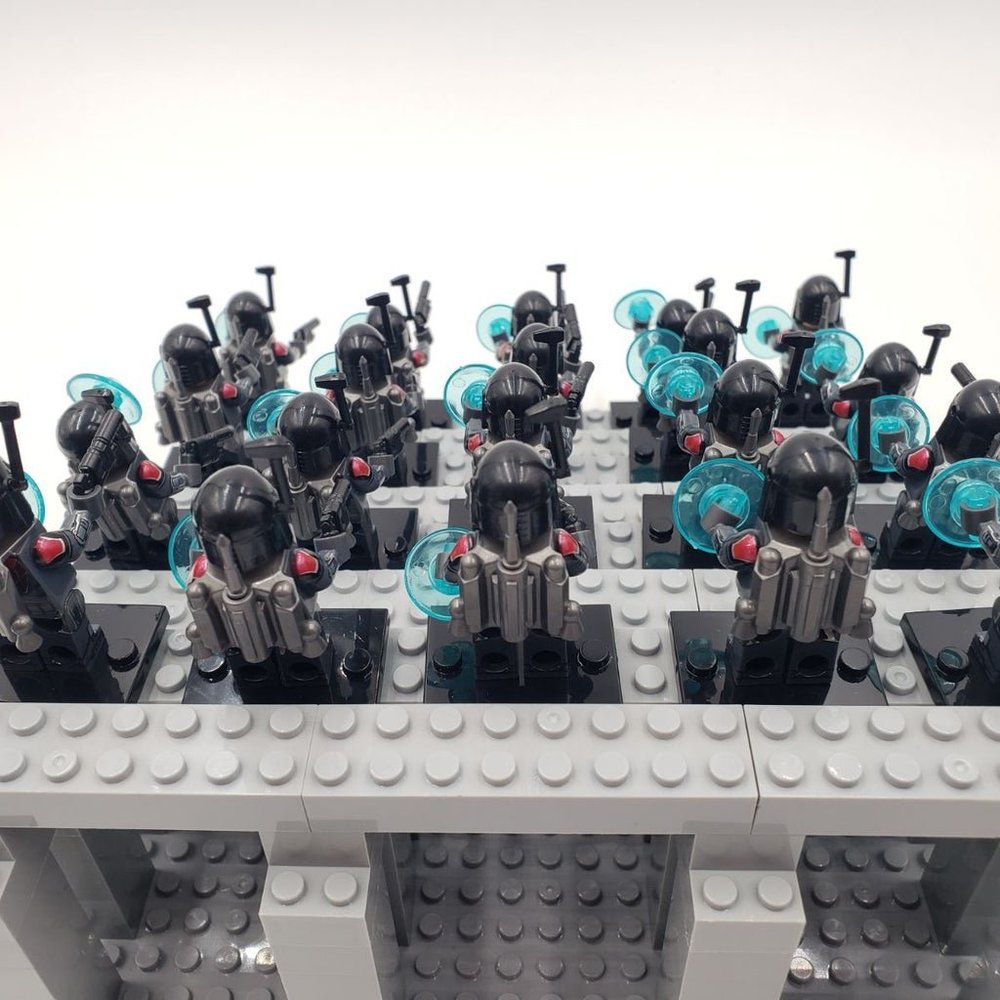 Darth Maul with Mandalorian Army Custom Mini figures, Star Wars, Minifigures - Picture 8 of 12
